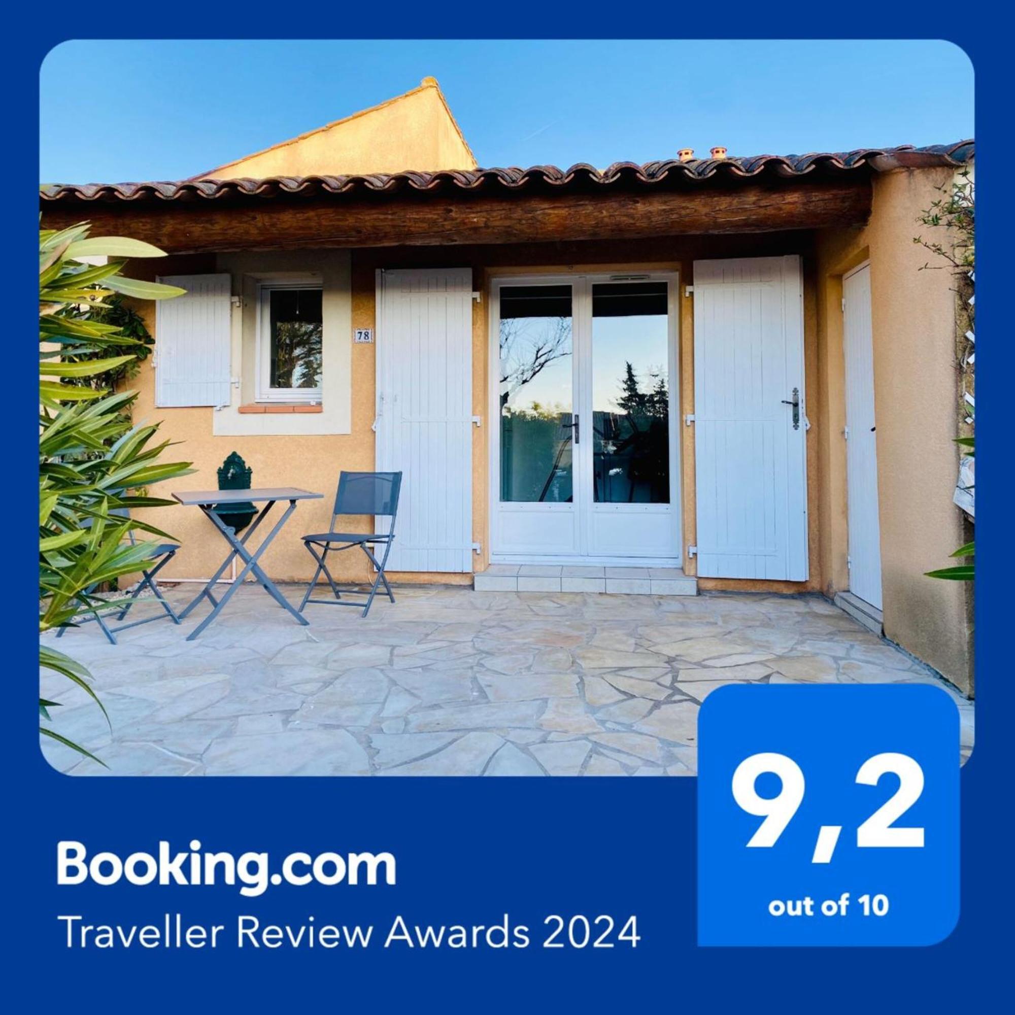 Domaine Des Pins, Magasins Proches, Piscine Casa vacanze